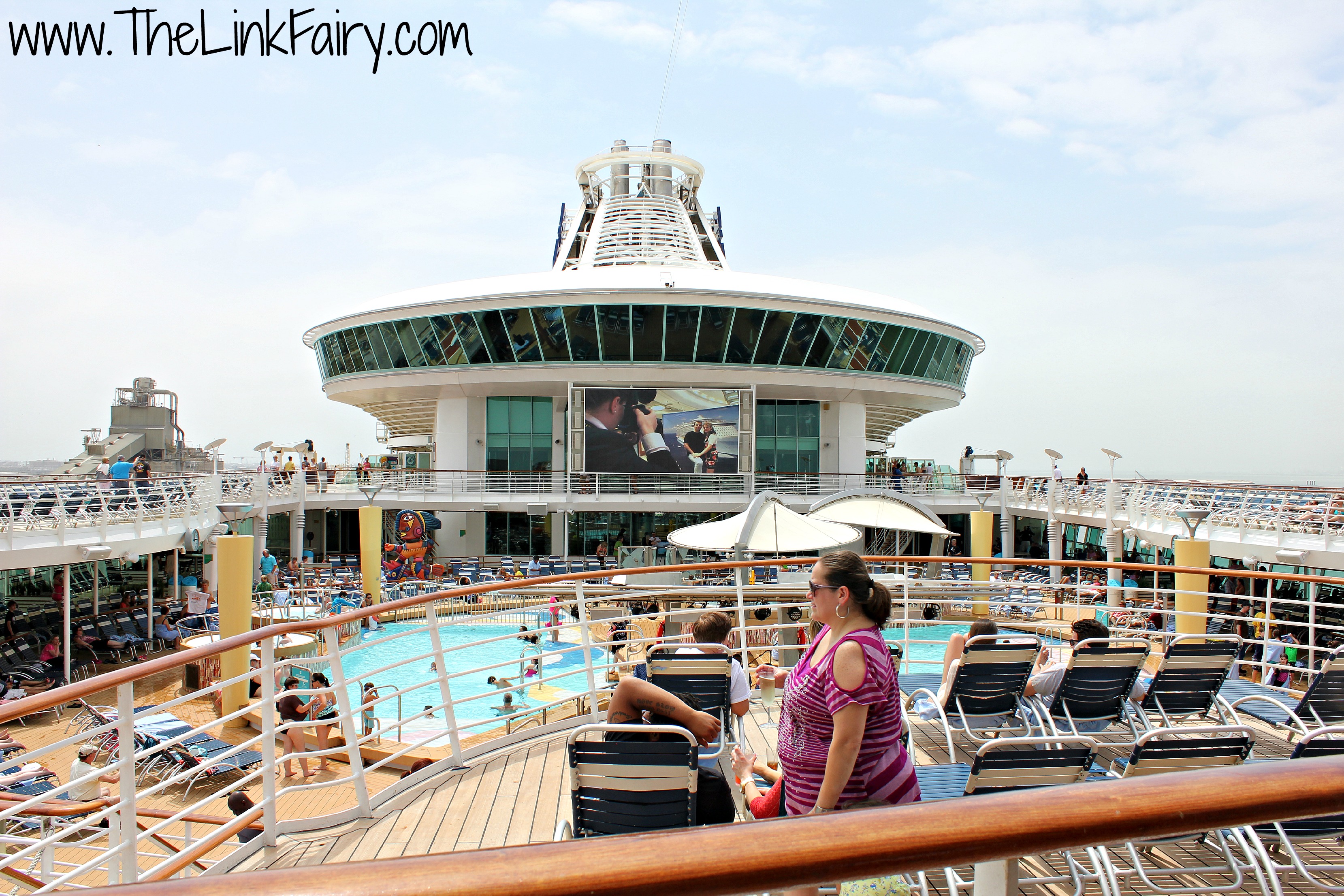 Part of the Lido Deck on Royal Caribbean Navigator Of The Seas Jet