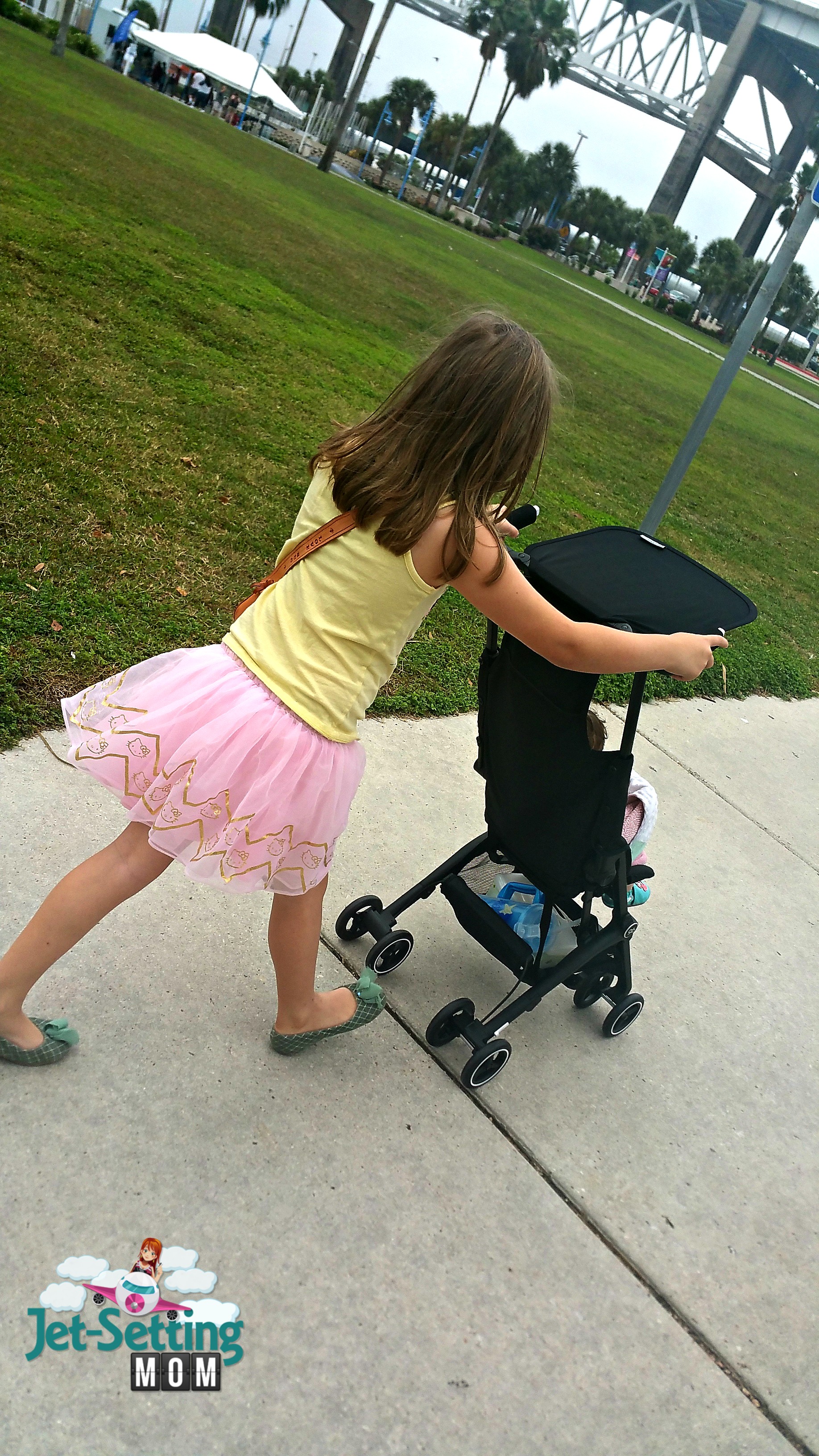 The gb Pockit stroller is super easy to navigate even for my 6 year old